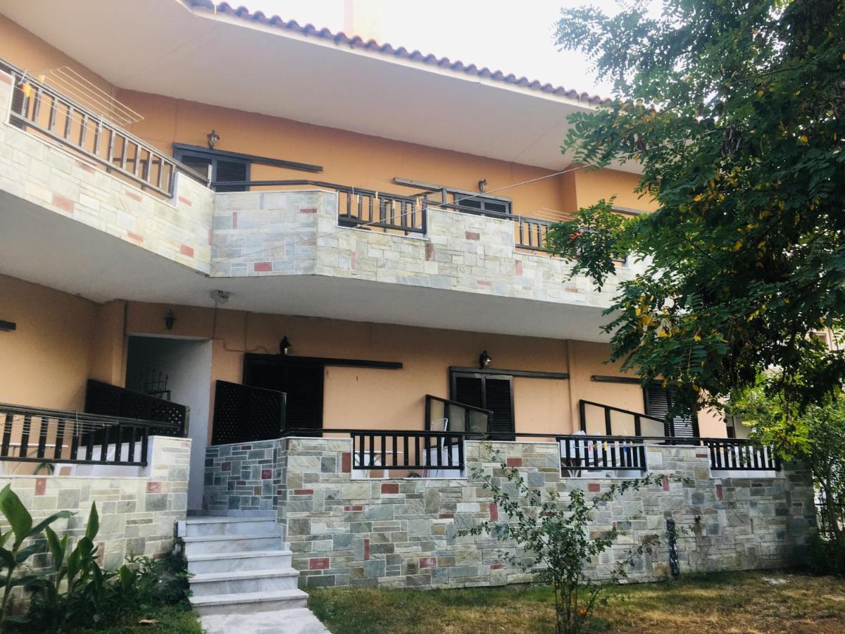 Apartments Magda Polychrono Exterior photo
